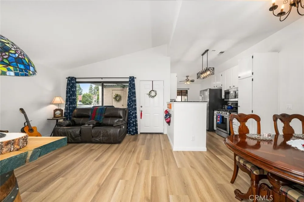 3572 W Stonepine Lane #F Anaheim, CA 92804
