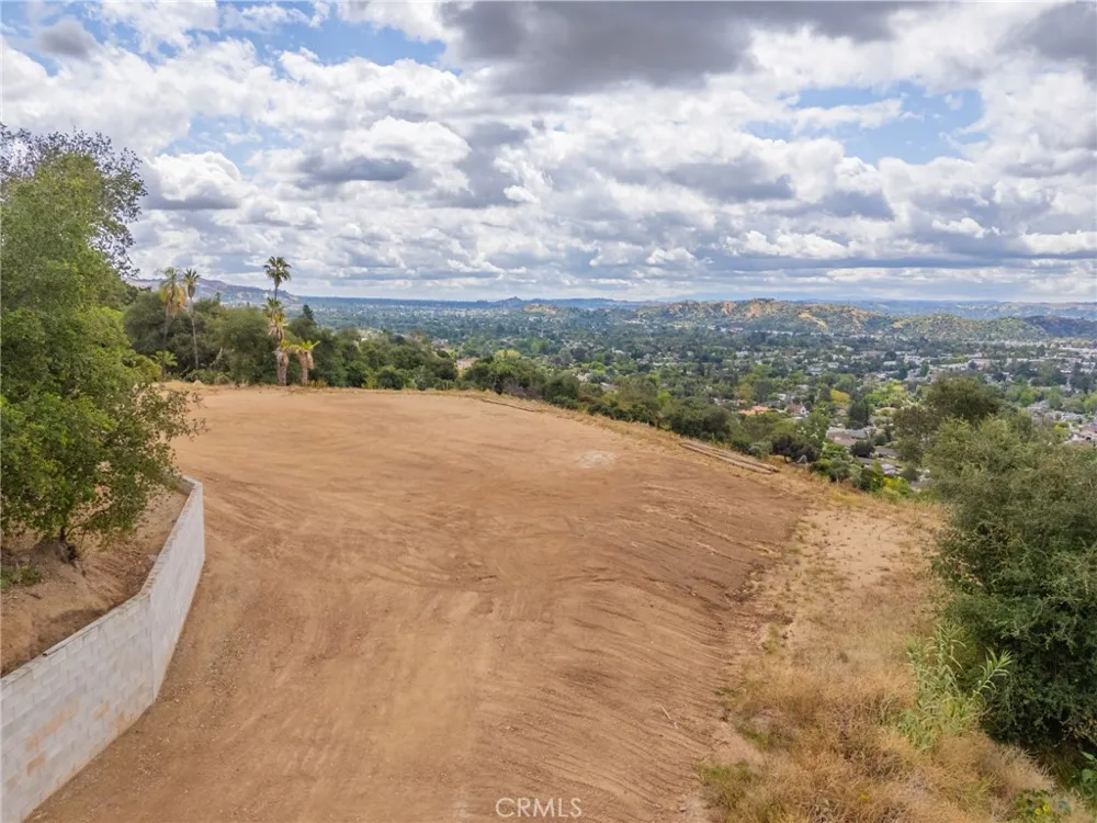 1000 Grand Glendora, CA 91741
