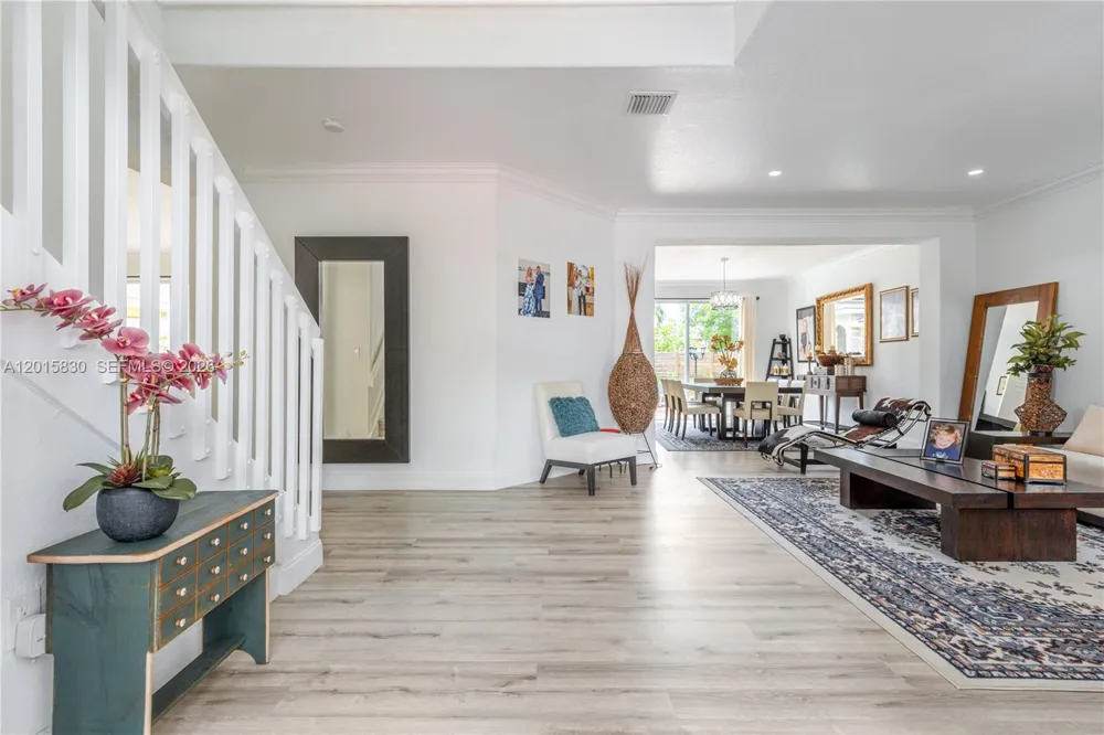 1733 SW 151st Pl Miami, FL 33185