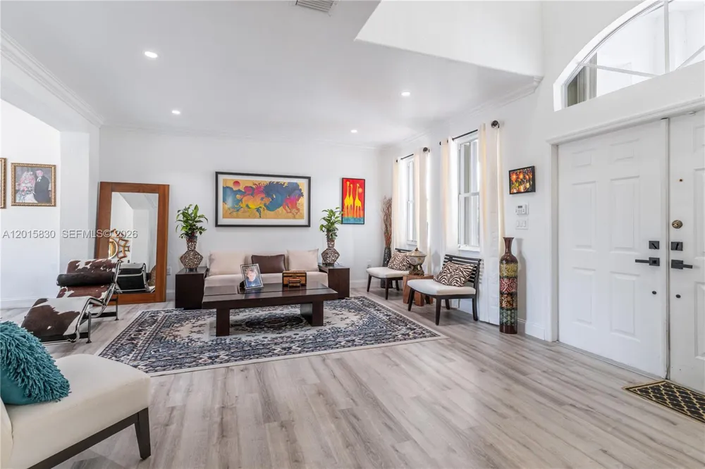 1733 SW 151st Pl Miami, FL 33185
