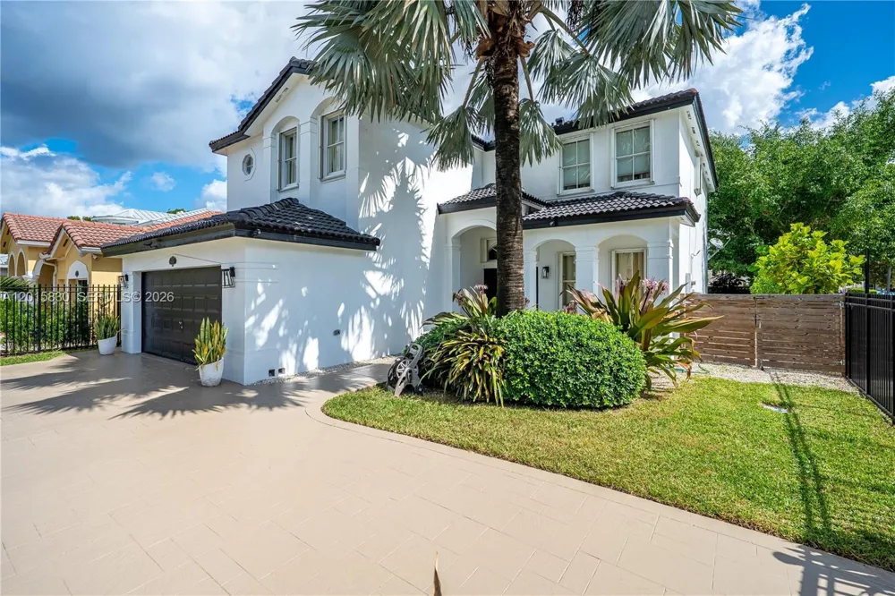 1733 SW 151st Pl Miami, FL 33185