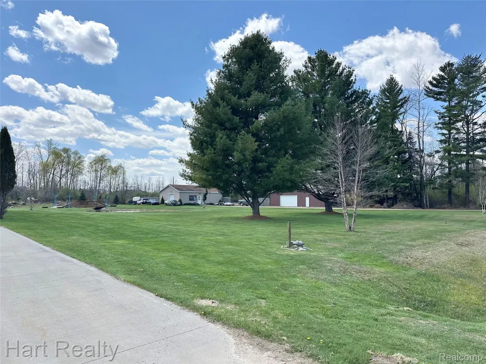 7982 Heinemann Road Rubicon Township, MI 48468