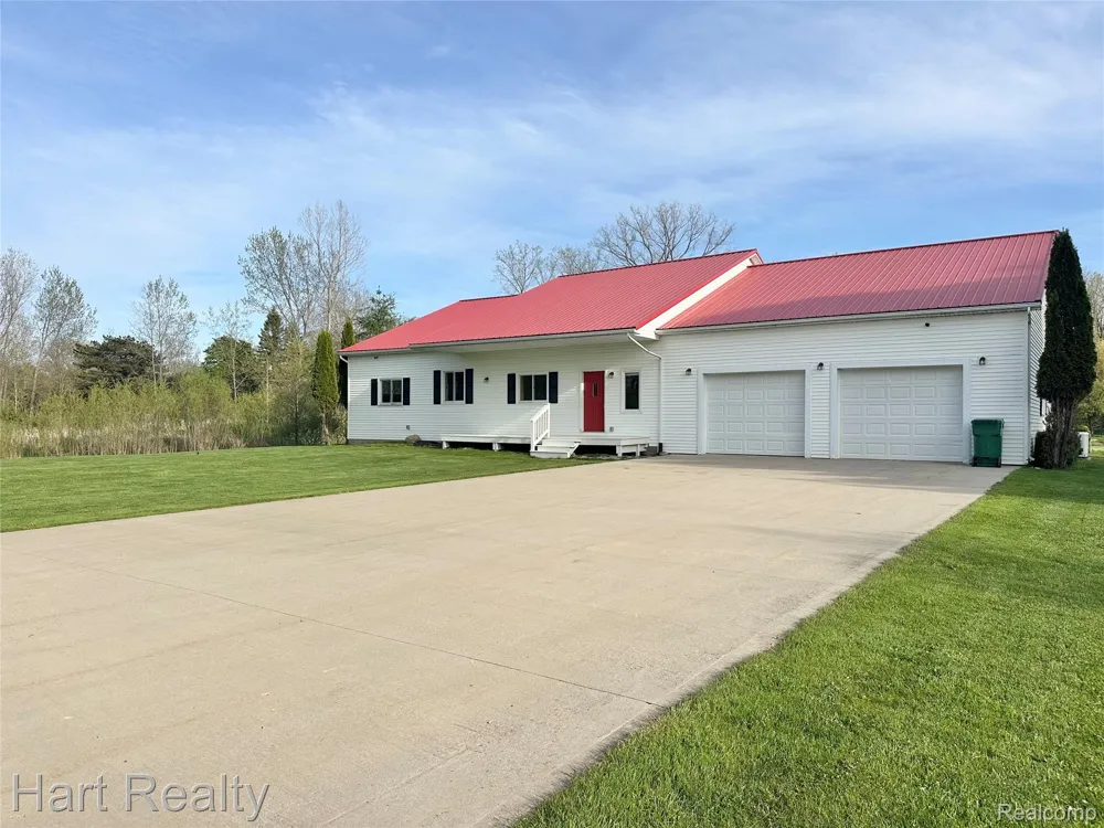 7982 Heinemann Road Rubicon Township, MI 48468