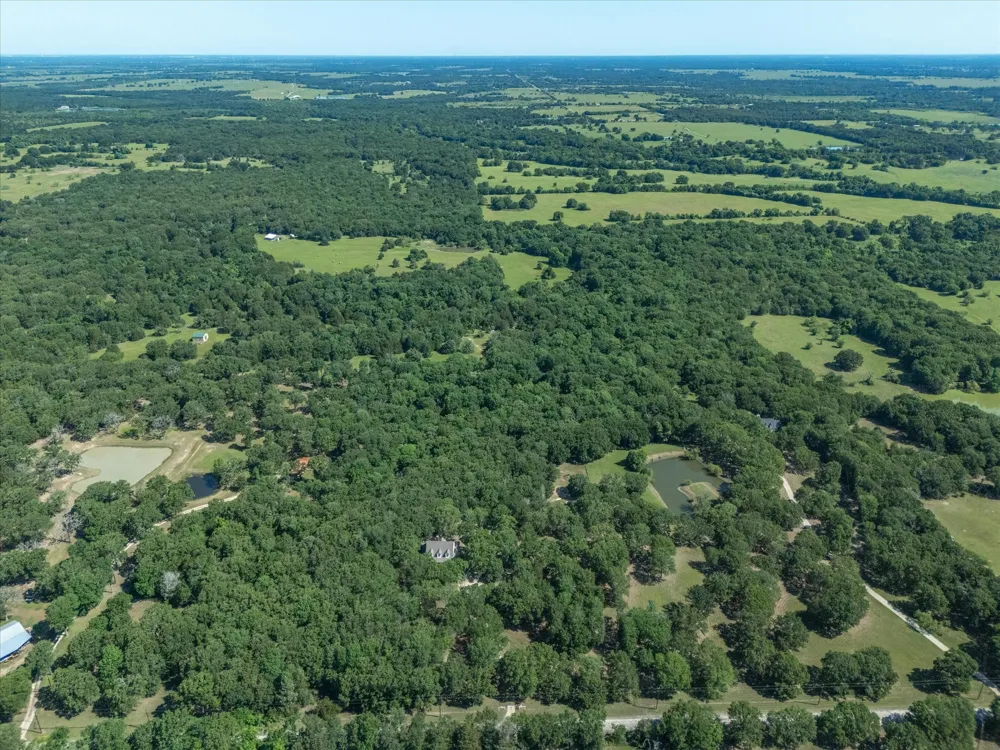 9627 County Road 4028 Kemp, TX 75143