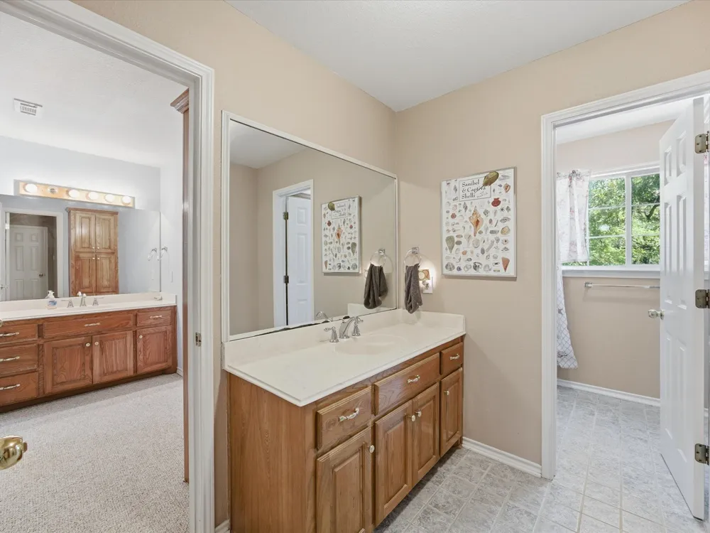 9627 County Road 4028 Kemp, TX 75143