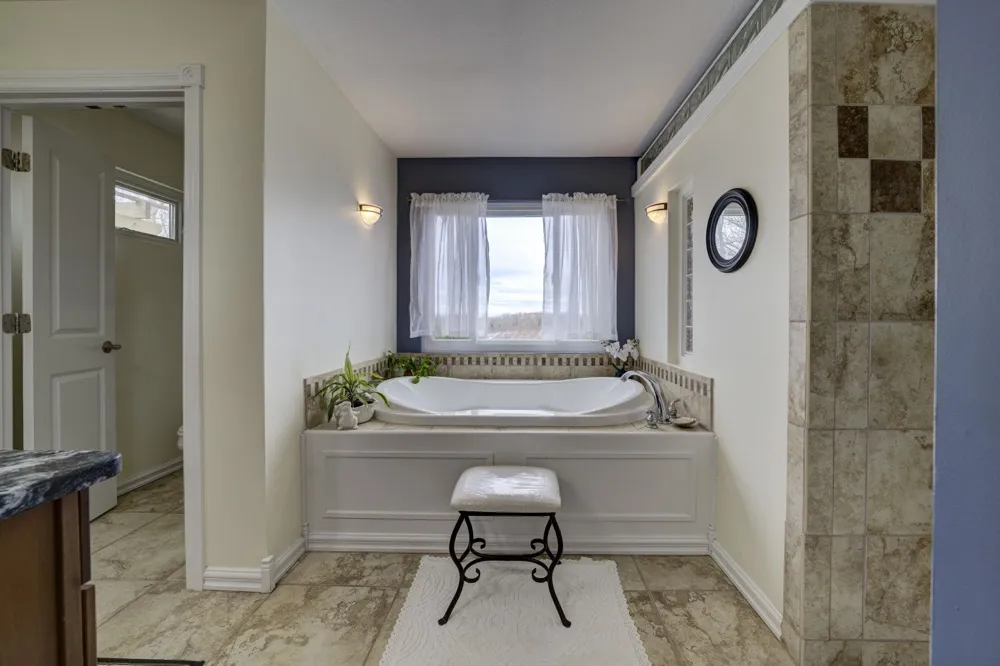 2567 Evergreen Valley Drive Suttons Bay Township, MI 49682