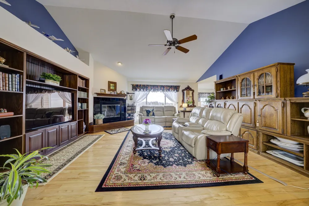 2567 Evergreen Valley Drive Suttons Bay Township, MI 49682