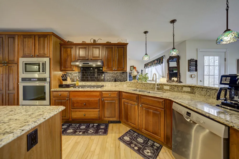 2567 Evergreen Valley Drive Suttons Bay Township, MI 49682