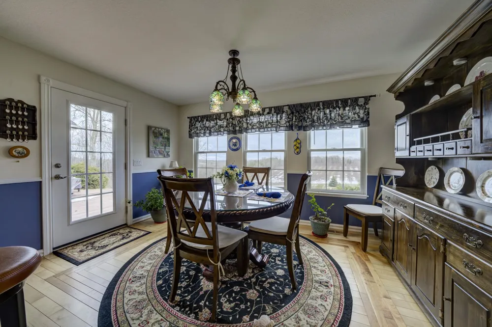 2567 Evergreen Valley Drive Suttons Bay Township, MI 49682