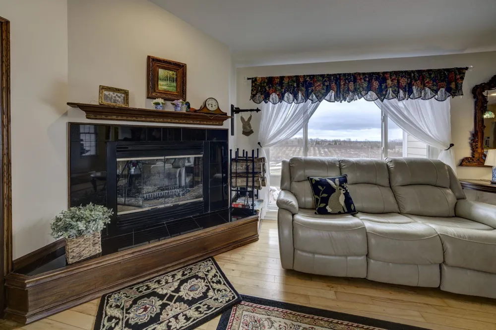 2567 Evergreen Valley Drive Suttons Bay Township, MI 49682