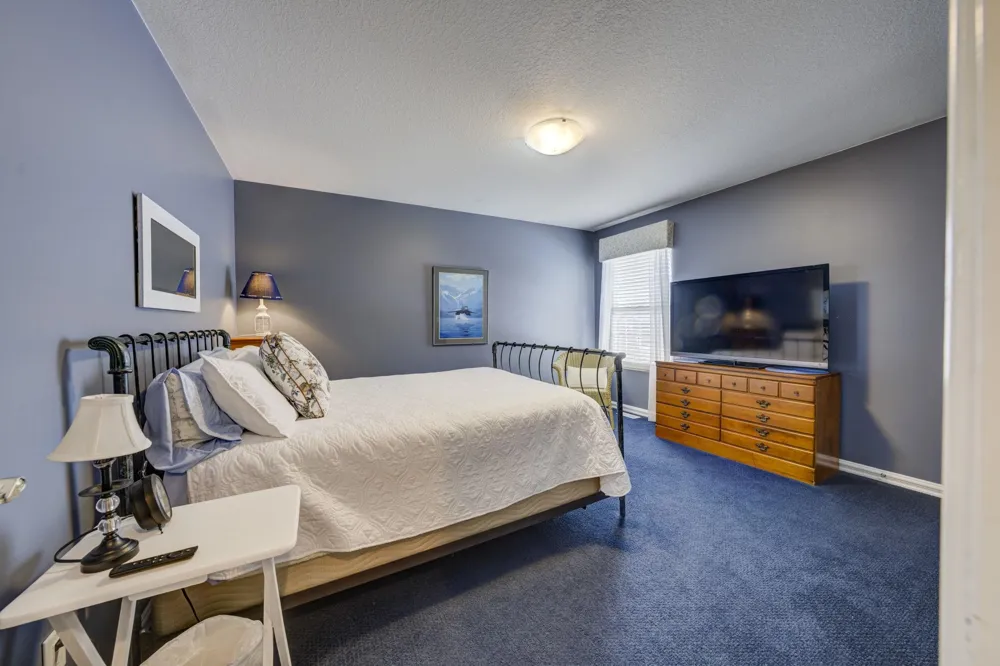 2567 Evergreen Valley Drive Suttons Bay Township, MI 49682
