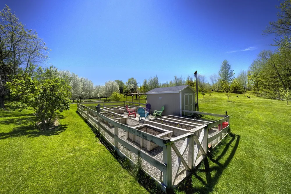 2567 Evergreen Valley Drive Suttons Bay Township, MI 49682