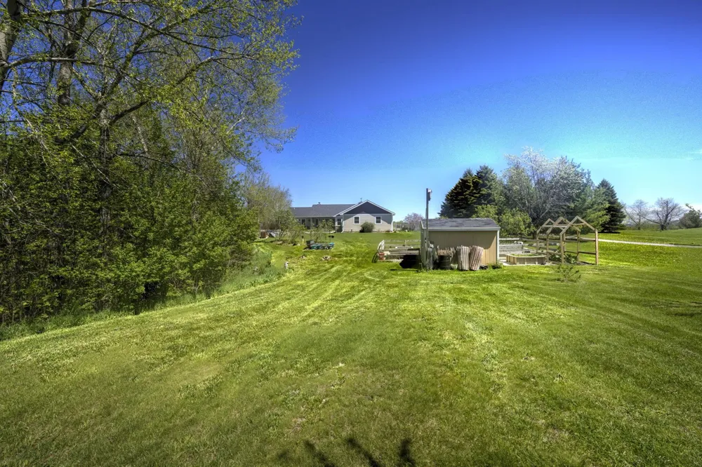 2567 Evergreen Valley Drive Suttons Bay Township, MI 49682