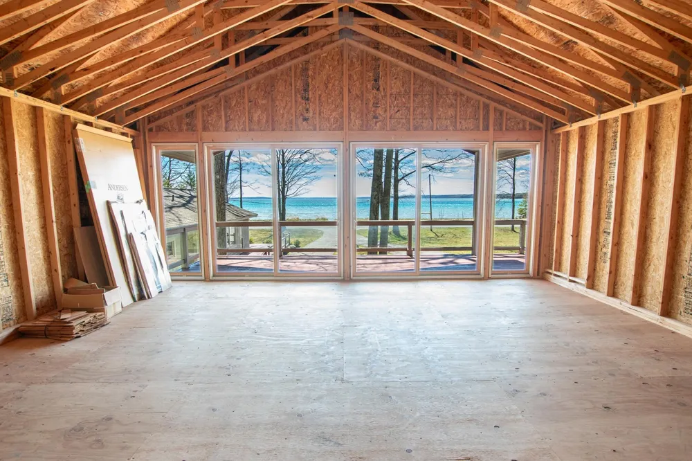 3784 S Lee Point Road Bingham Township, MI 49682