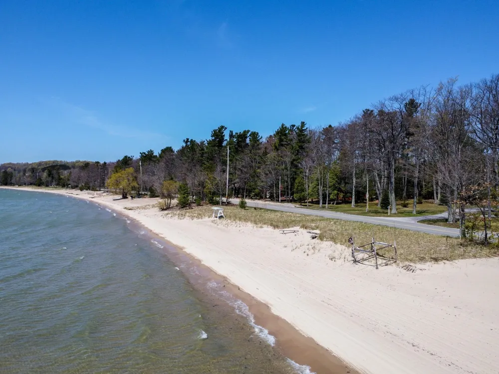 3784 S Lee Point Road Bingham Township, MI 49682
