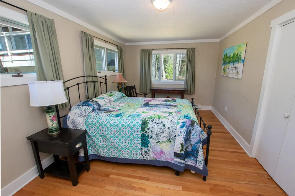 3784 S Lee Point Road Bingham Township, MI 49682