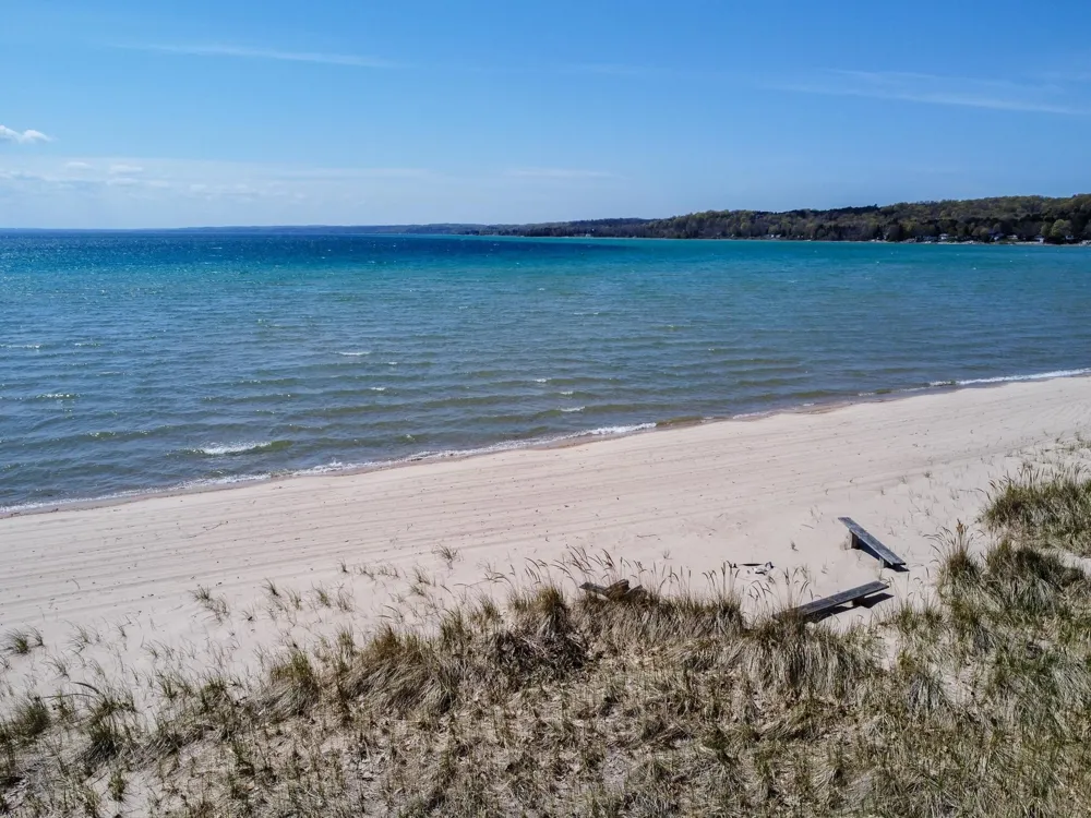 3784 S Lee Point Road Bingham Township, MI 49682
