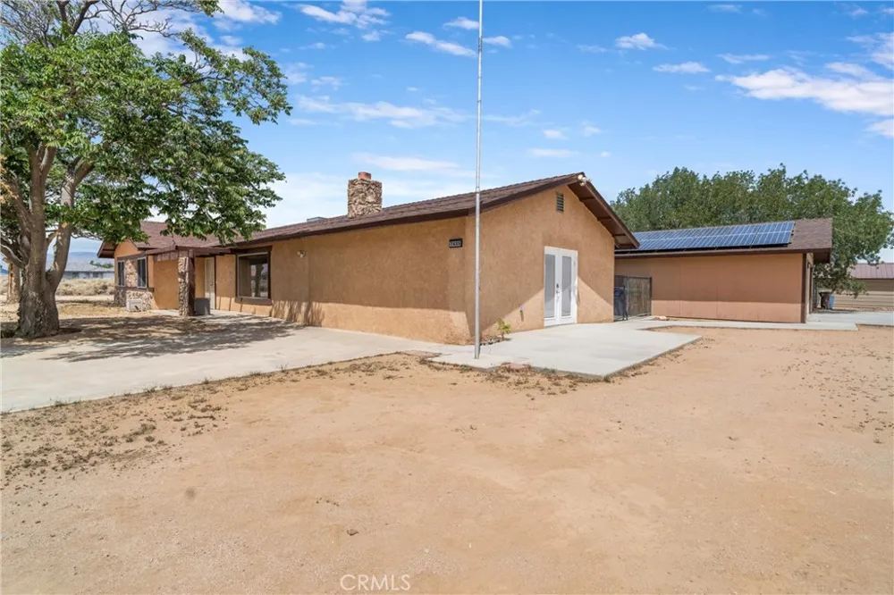 7435 Poppy California City, CA 93505