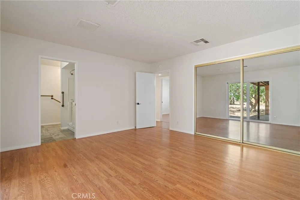 7435 Poppy California City, CA 93505