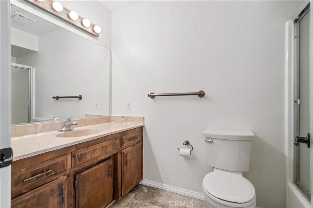 7435 Poppy California City, CA 93505