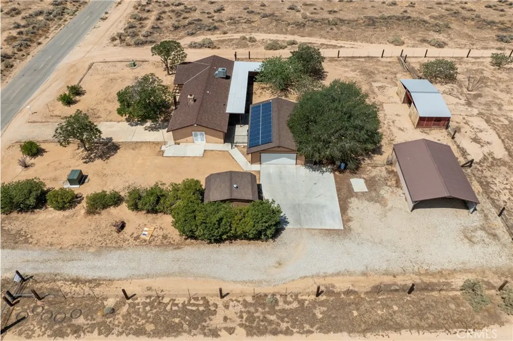 7435 Poppy California City, CA 93505