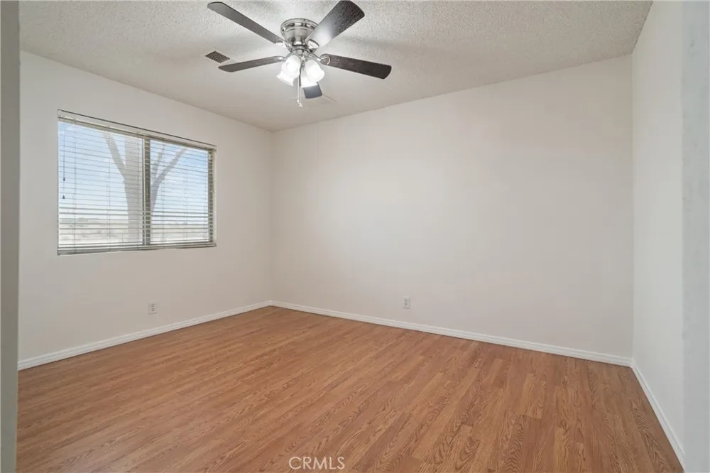 7435 Poppy California City, CA 93505