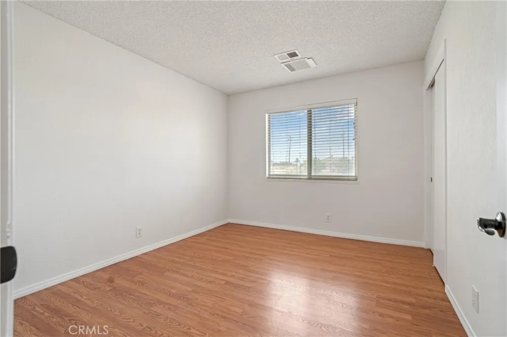 7435 Poppy California City, CA 93505