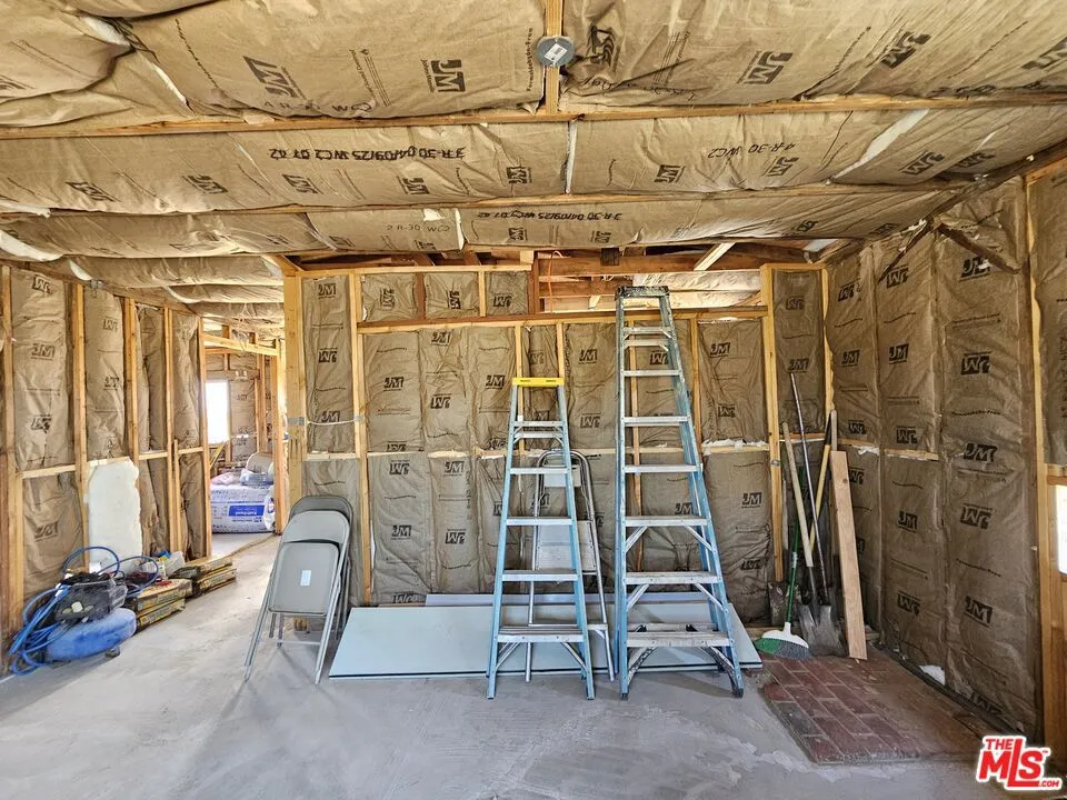 7797 Quartz Road Mojave, CA 93519