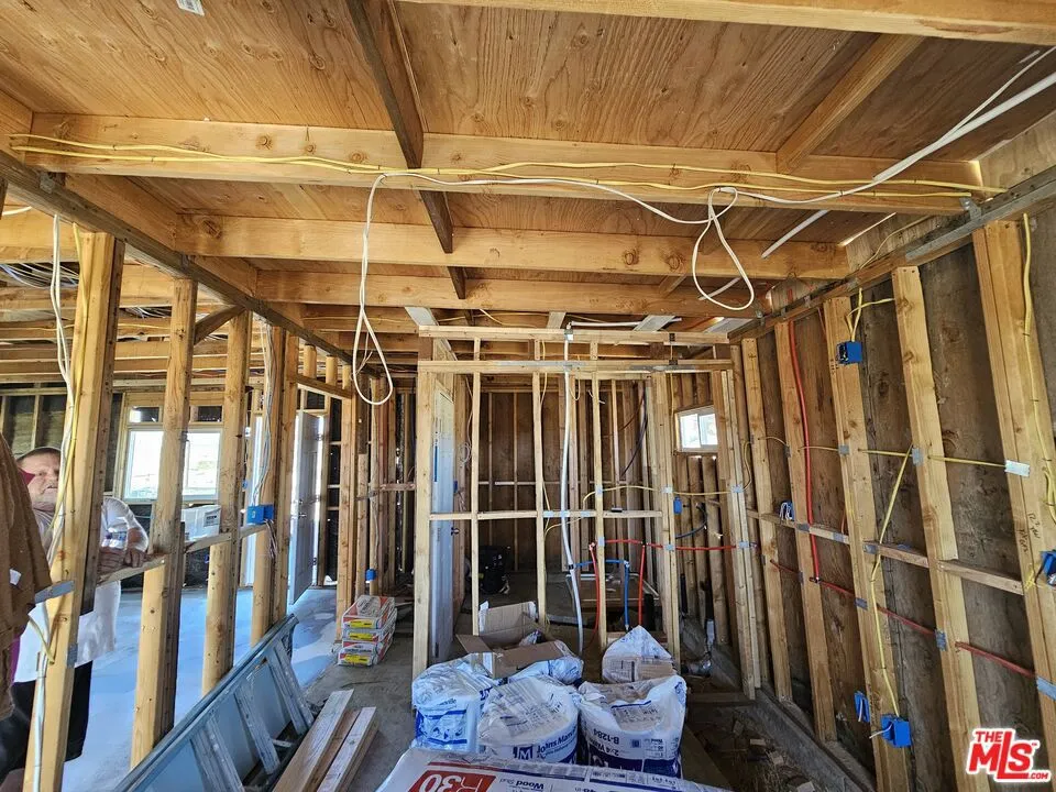 7797 Quartz Road Mojave, CA 93519