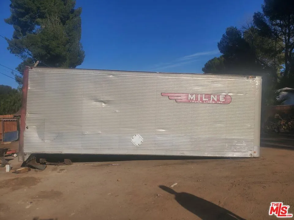 7797 Quartz Road Mojave, CA 93519