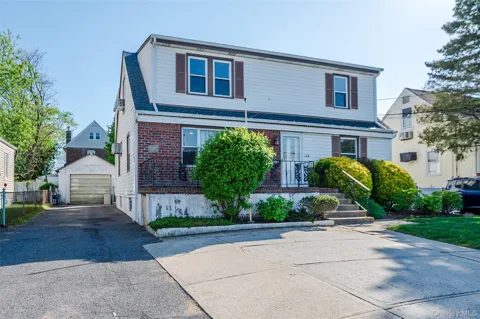 126 Scranton Avenue