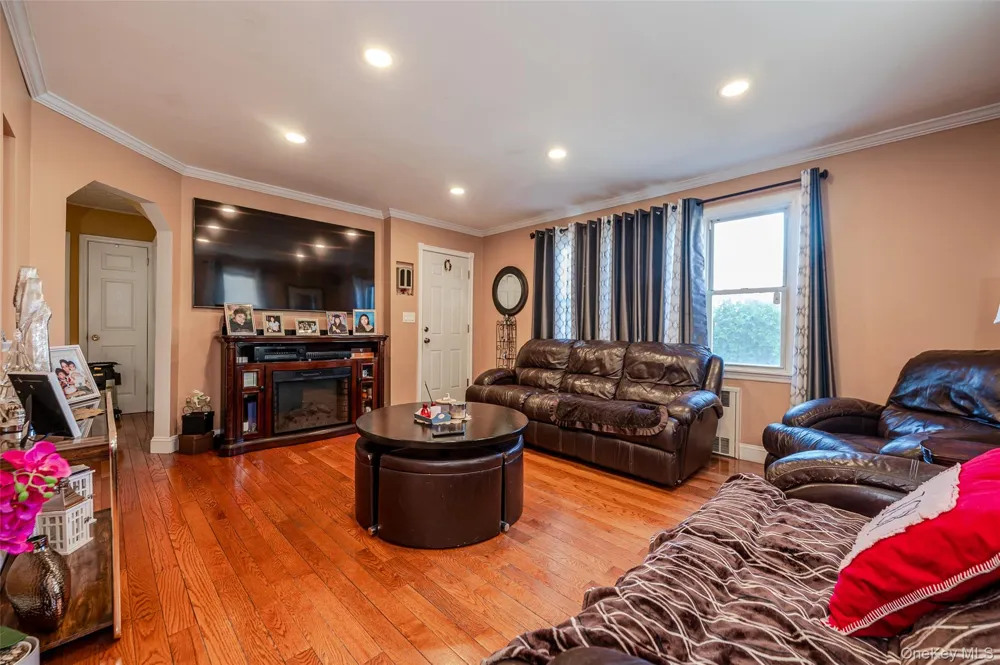 126 Scranton Avenue Lynbrook, NY 11563