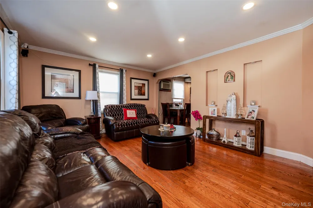 126 Scranton Avenue Lynbrook, NY 11563