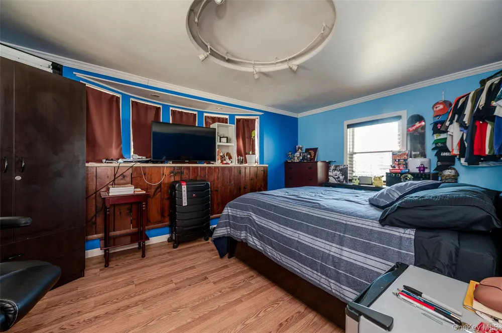 126 Scranton Avenue Lynbrook, NY 11563