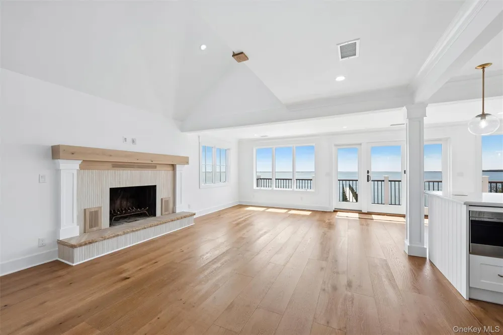 22 Laura Lee Drive Center Moriches, NY 11934