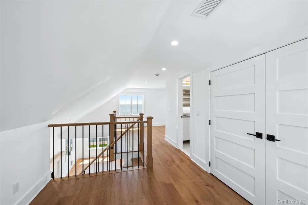 22 Laura Lee Drive Center Moriches, NY 11934
