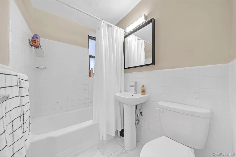 2830 Briggs Avenue #4F Bronx, NY 10458