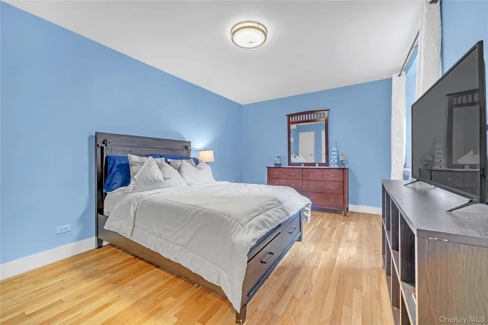 2830 Briggs Avenue #4F Bronx, NY 10458