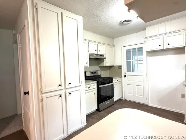 611 Washington Avenue Wagoner, OK 74467