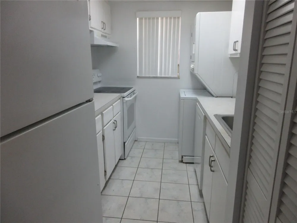 2410 SE 16TH AVENUE #H ocala, FL 34471
