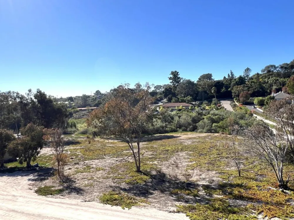 Mays Hollow Lane Encinitas, CA 92024