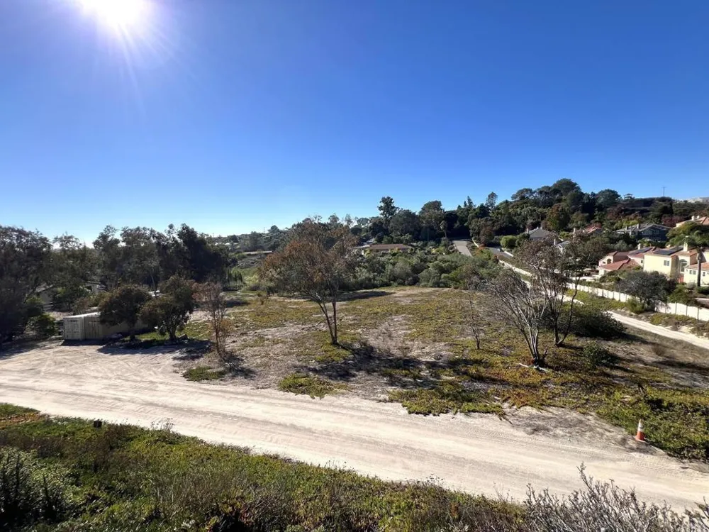Mays Hollow Lane Encinitas, CA 92024