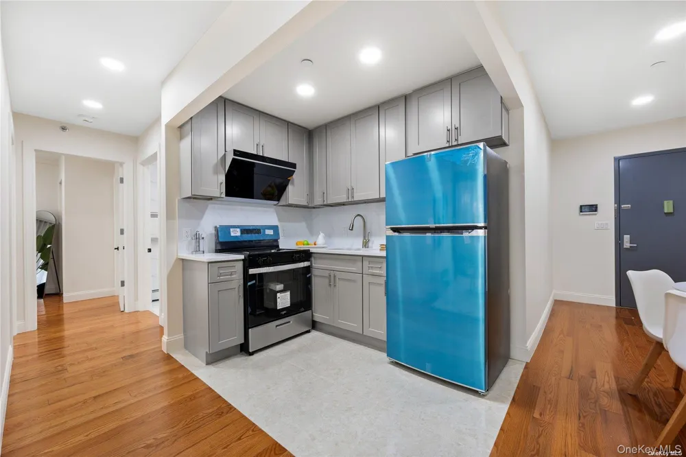141-15 Cherry Avenue #5C Flushing, NY 11355