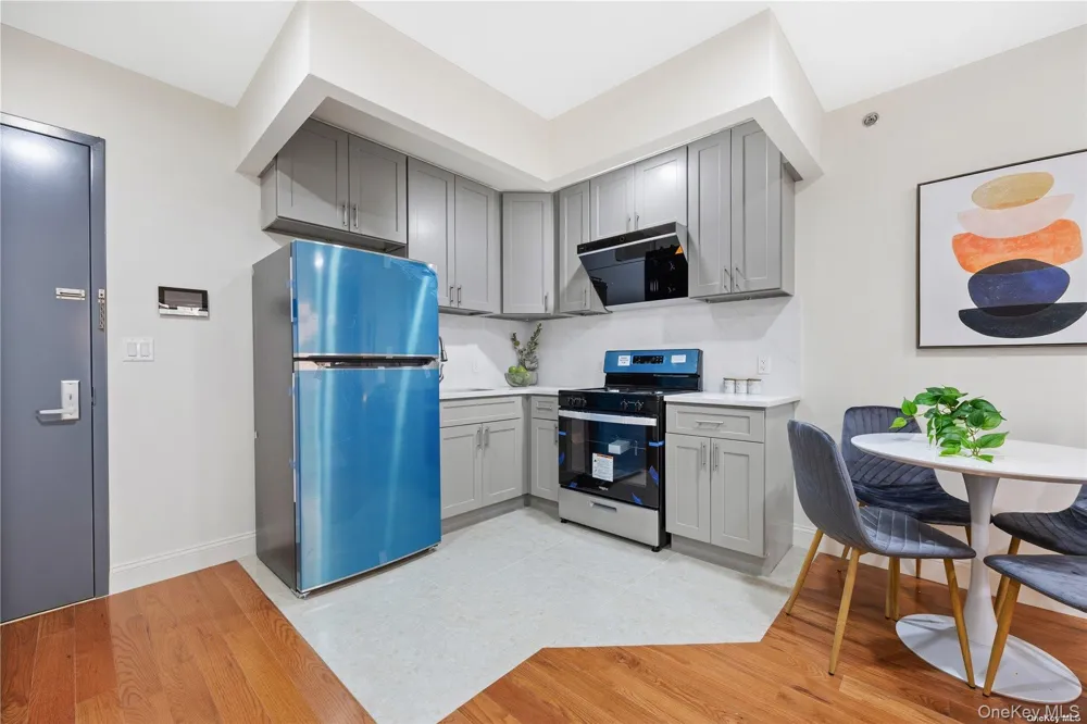 141-15 Cherry Avenue #5C Flushing, NY 11355