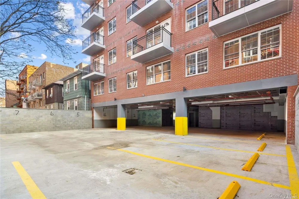 141-15 Cherry Avenue #5C Flushing, NY 11355