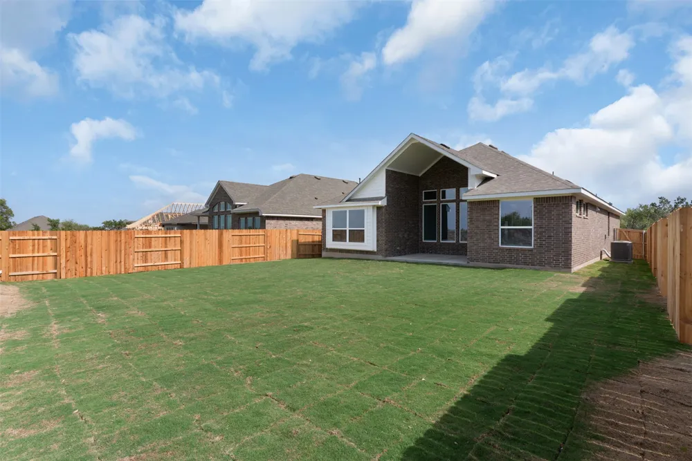 4742 Regents Place Round Rock, TX 78665