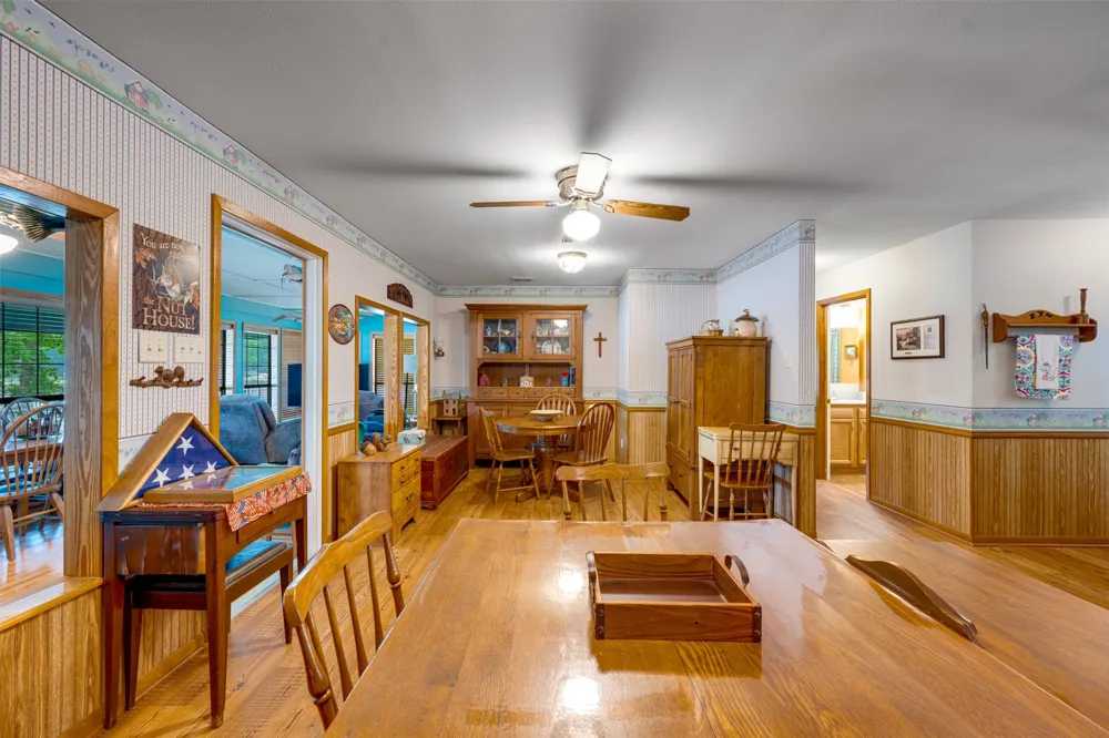 20 Waco Elkhart, TX 75839
