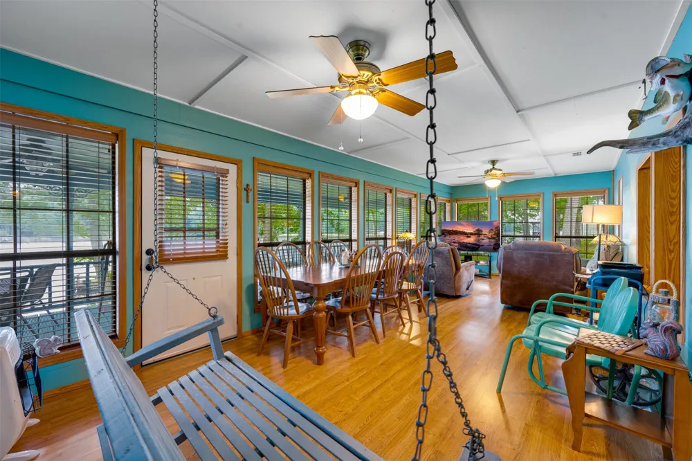 20 Waco Elkhart, TX 75839