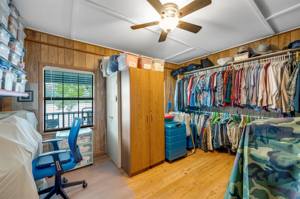 20 Waco Elkhart, TX 75839