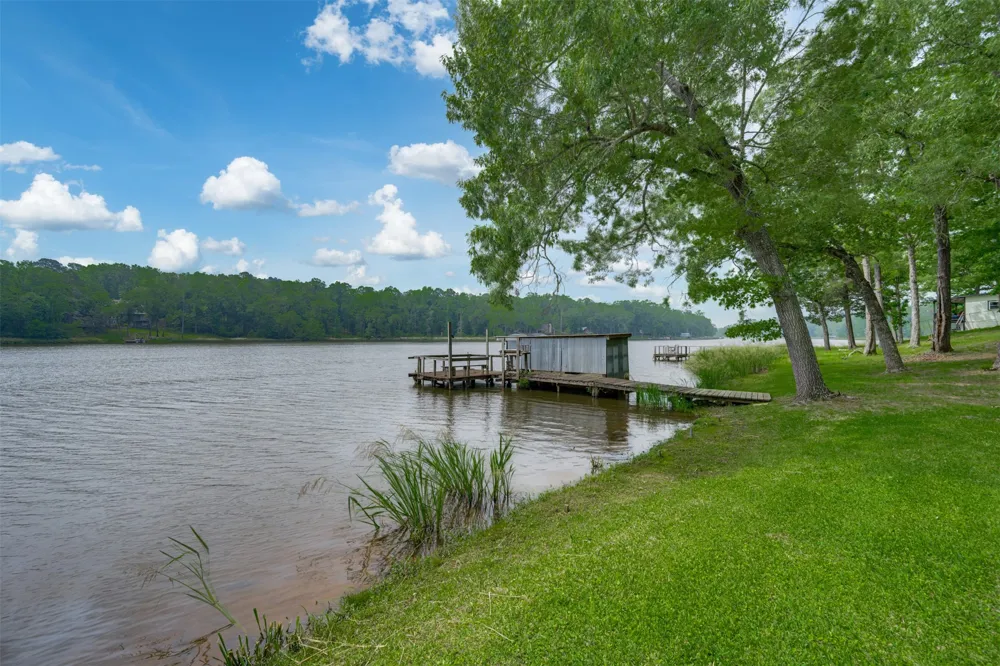 20 Waco Elkhart, TX 75839
